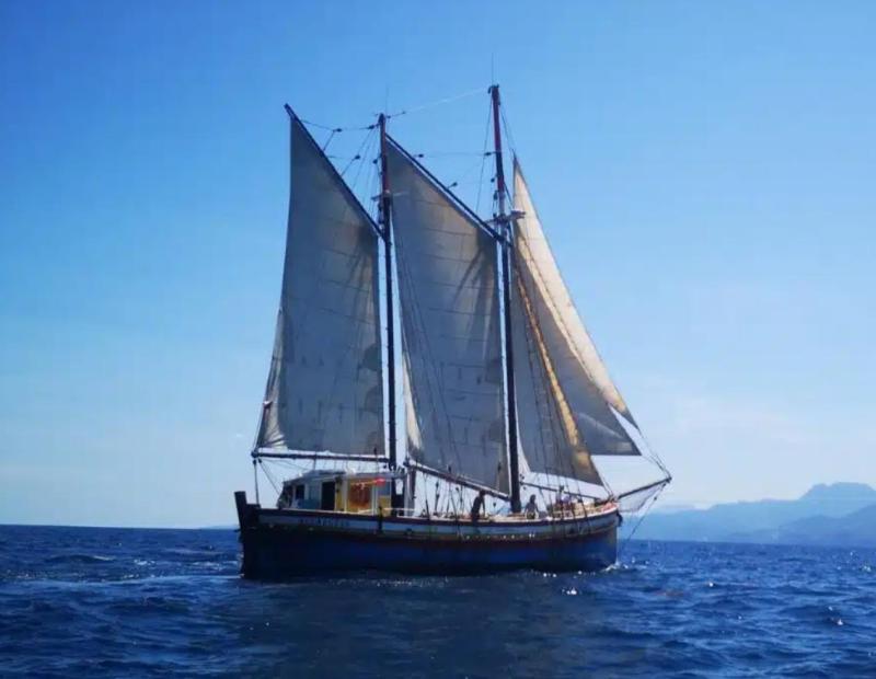 Voilier Historic Ketch aurique 25m 1957 exterieur 8