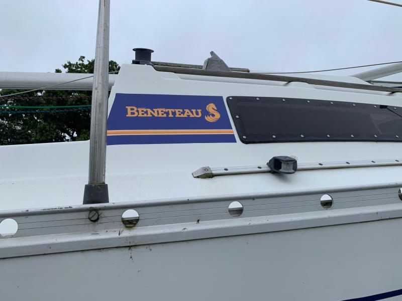 Voilier Beneteau First 235 QR 1986 exterieur 25