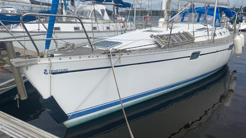 Voilier Beneteau Oceanis 440 1993 exterieur 2