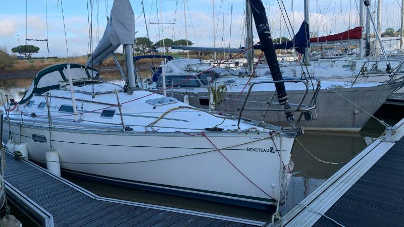 Voilier Beneteau Oceanis 300 1995 exterieur 30