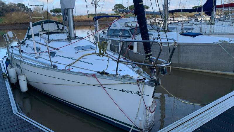 Voilier Beneteau Oceanis 300 1995 exterieur 31