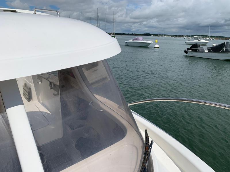 Bateau moteur Arvor 215 AS 2006 exterieur 14