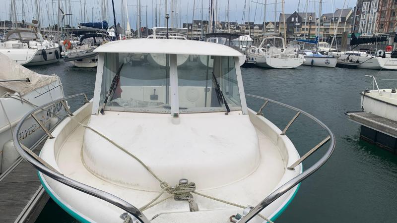 Bateau moteur Ocqueteau 625 2006 exterieur 4