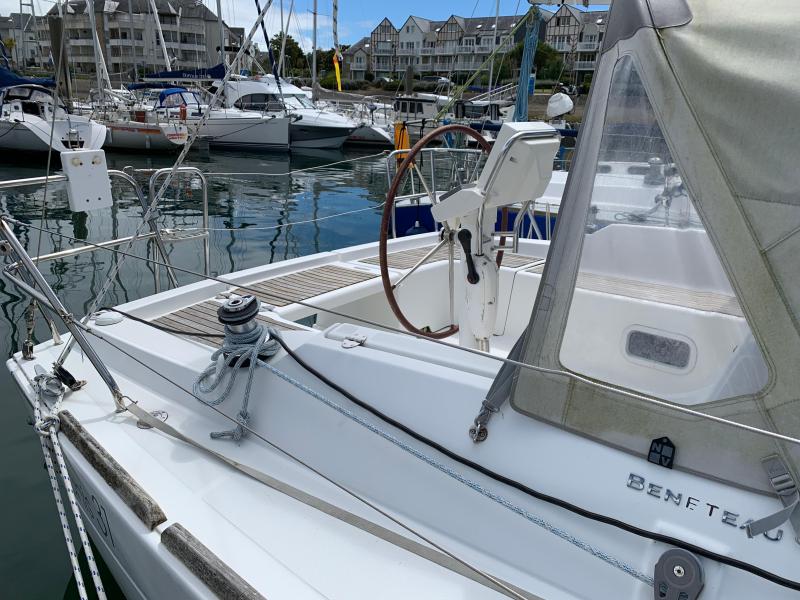 Voilier Beneteau Oceanis 31 2009 exterieur 9