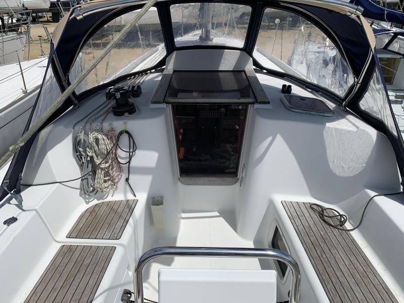 Voilier Jeanneau SUN ODYSSEY 33i Performance 2011 exterieur 38