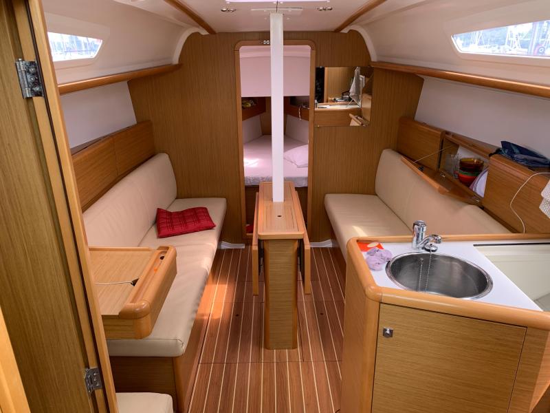 Voilier Jeanneau SUN ODYSSEY 33i Performance 2011 exterieur 22