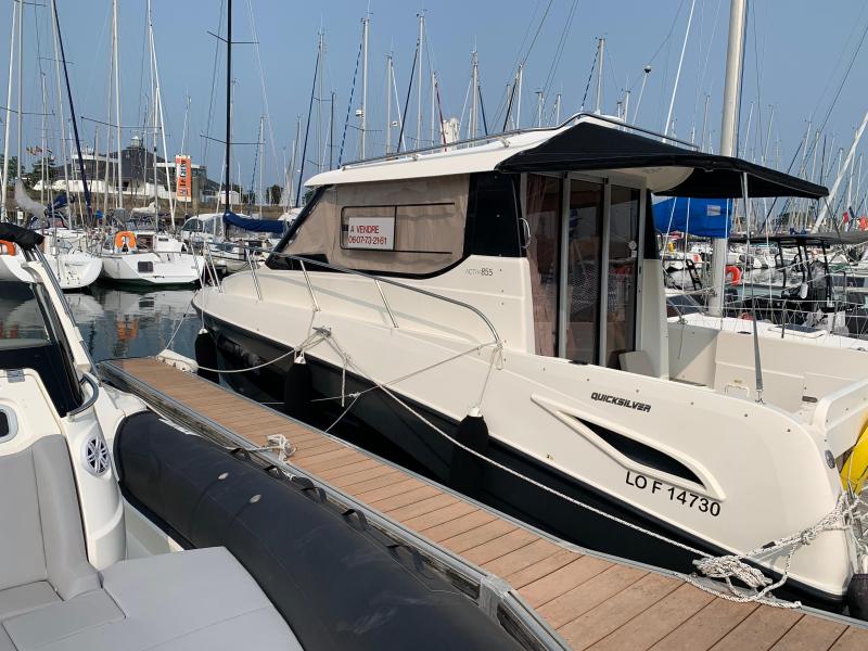 Bateau moteur Quicksilver Activ 855 Weekend 2014 exterieur 9