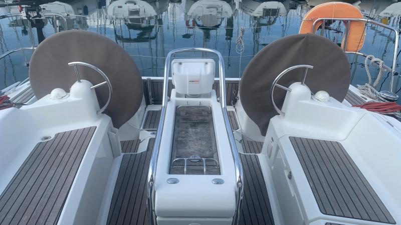 Voilier Jeanneau Sun Odyssey 389 2016 exterieur 6