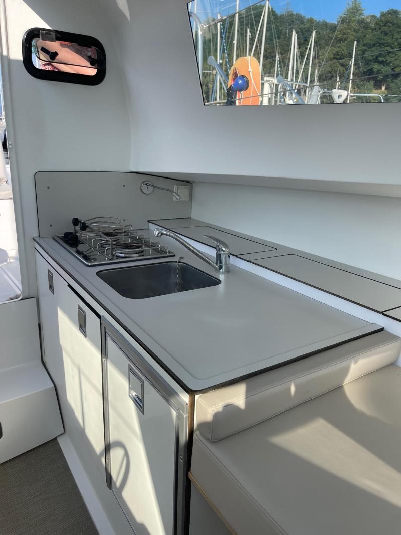 Bateau moteur Pogo LOXO 32 2019 exterieur 47