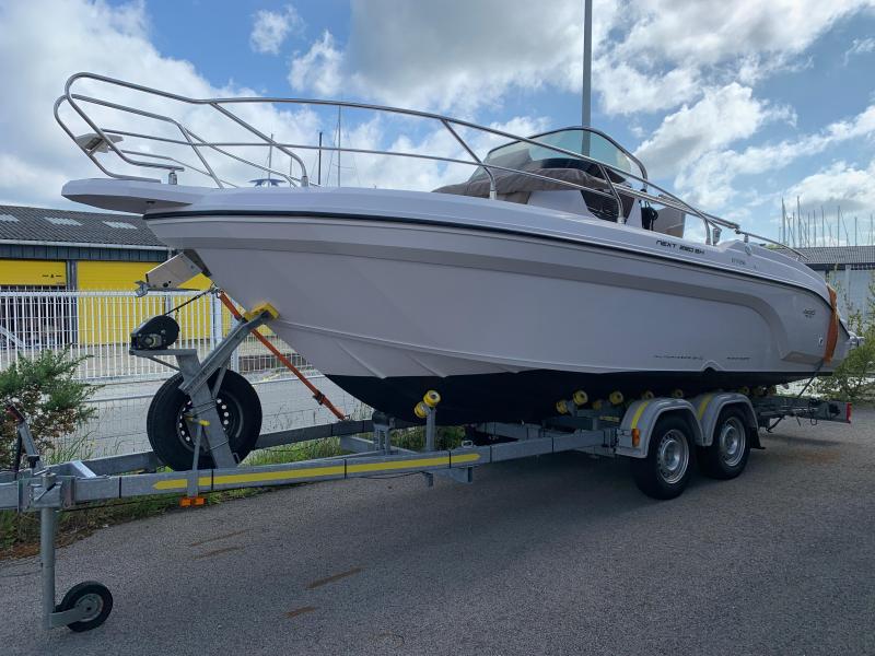 Bateau moteur Ranieri NEXT 220 SH 2019 2