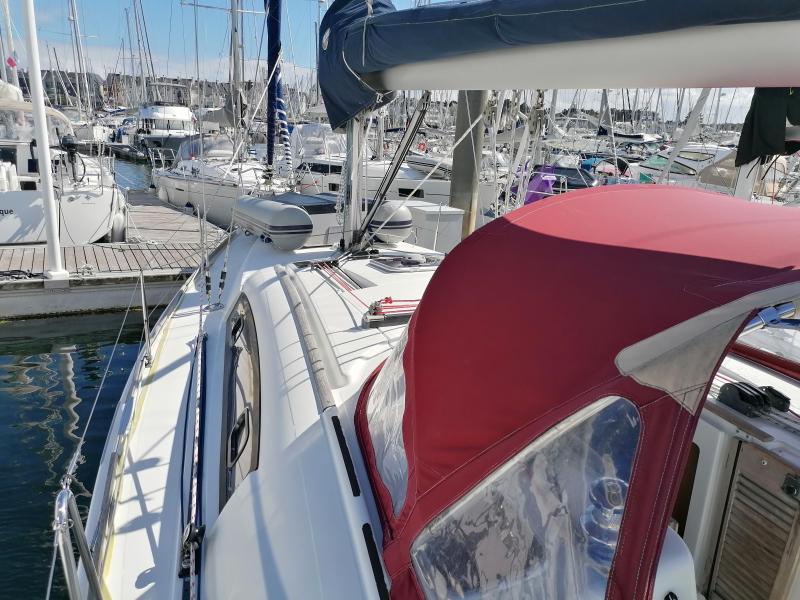 Voilier Beneteau Oceanis 40 2011 exterieur 7