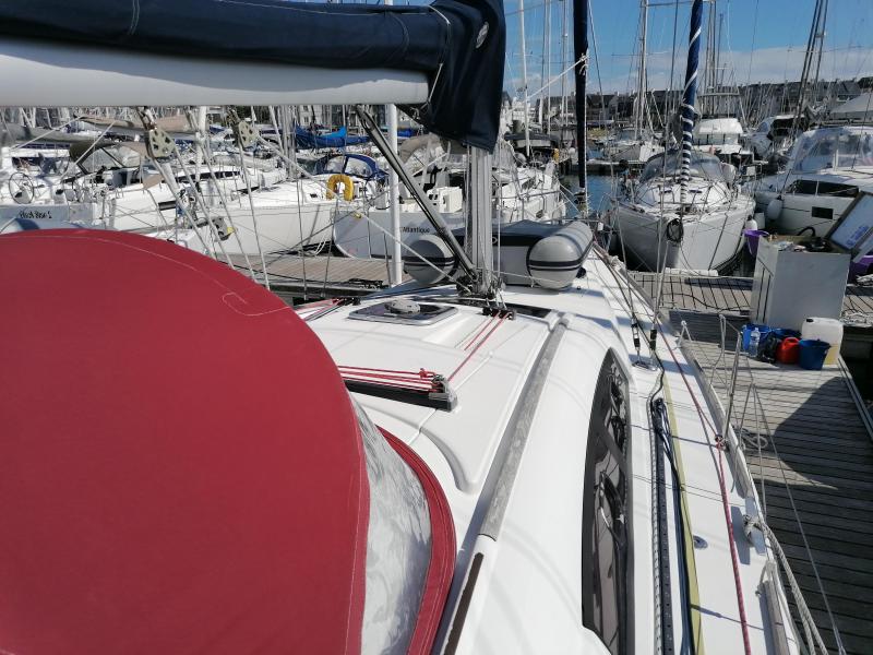 Voilier Beneteau Oceanis 40 2011 exterieur 9