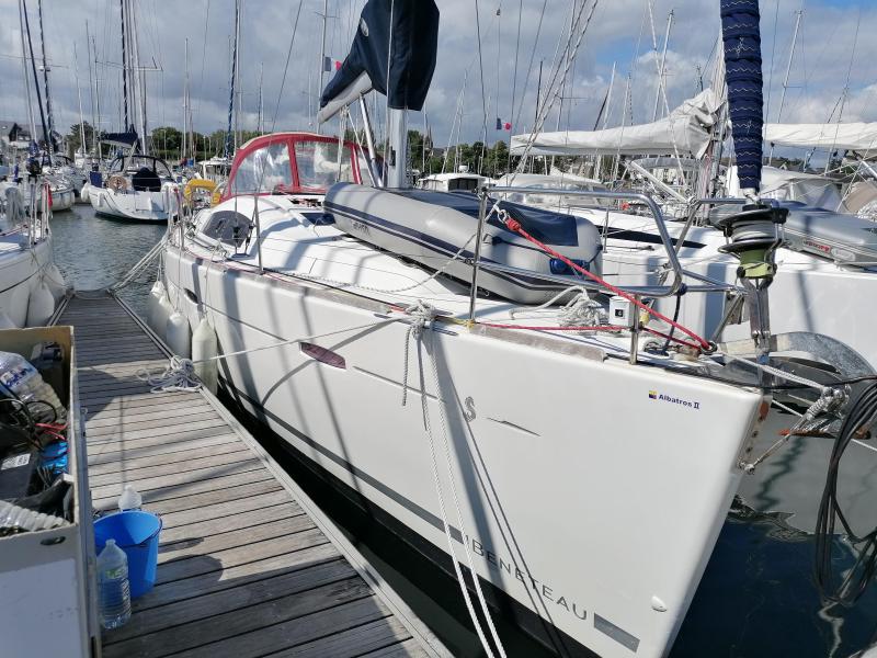 Voilier Beneteau Oceanis 40 2011 exterieur 2