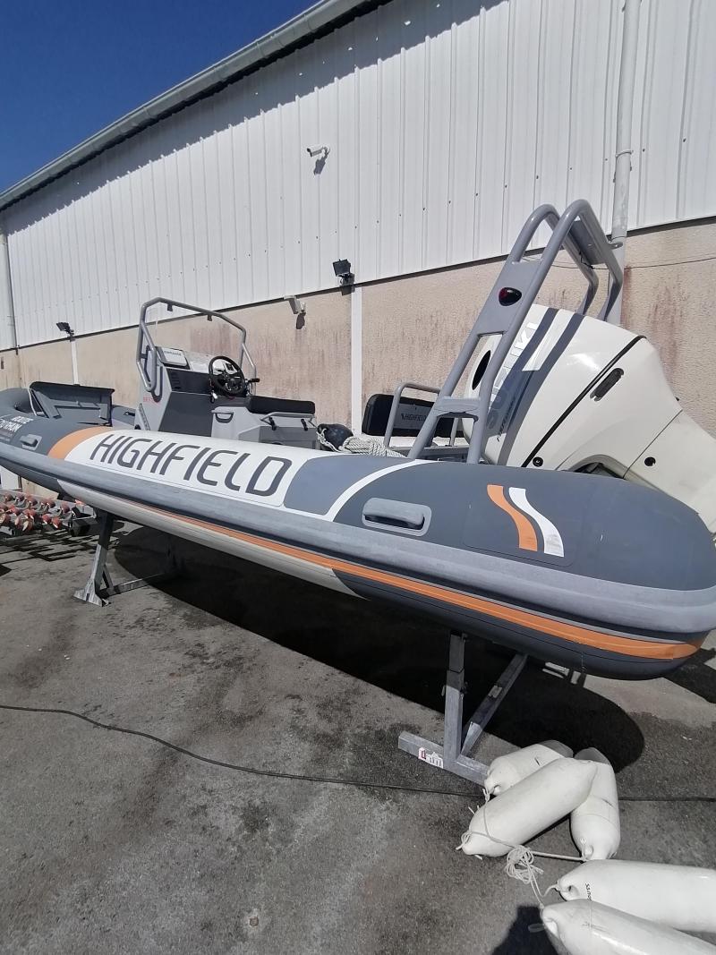 Bateau moteur Highfield Patrol 660 2018 exterieur 3