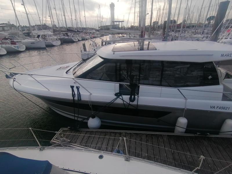 Bateau moteur Jeanneau NC 11 2017 2