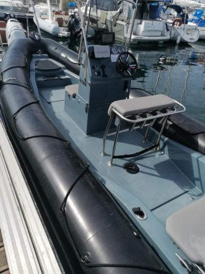 Bateau moteur Bombard EXPLORER 700 NEO 2021 exterieur 3