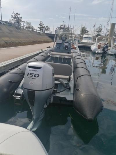 Bateau moteur Bombard EXPLORER 700 NEO 2021 exterieur 5