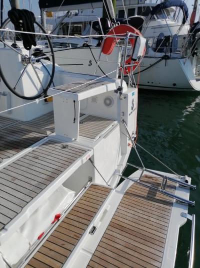 Voilier Beneteau Oceanis 38.1 2022 exterieur 3