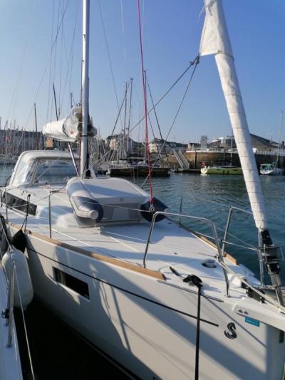 Voilier Beneteau Oceanis 38.1 2022 exterieur 2