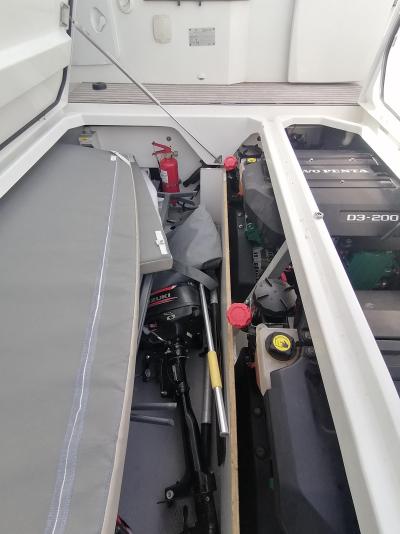 Bateau moteur Jeanneau NC 11 2017 exterieur 38