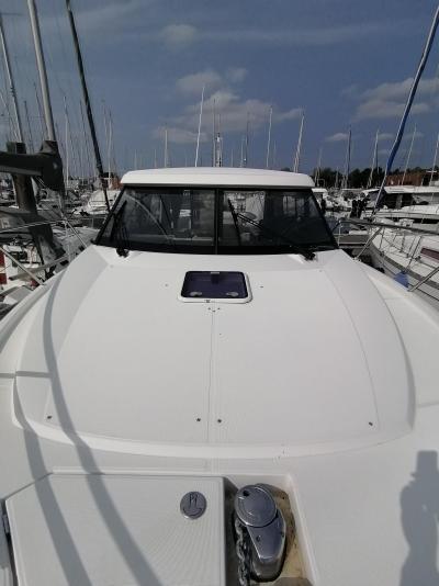 Bateau moteur Jeanneau NC 11 2017 exterieur 50